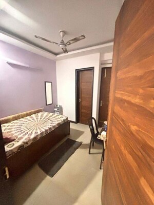 Bedroom in 2 BHK Apartment at Saket – for Rent