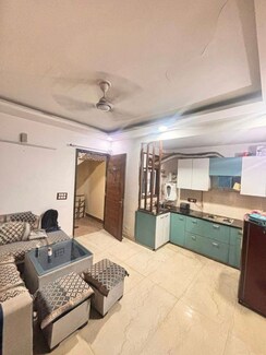 2 BHK Apartment For Rent in Saket
