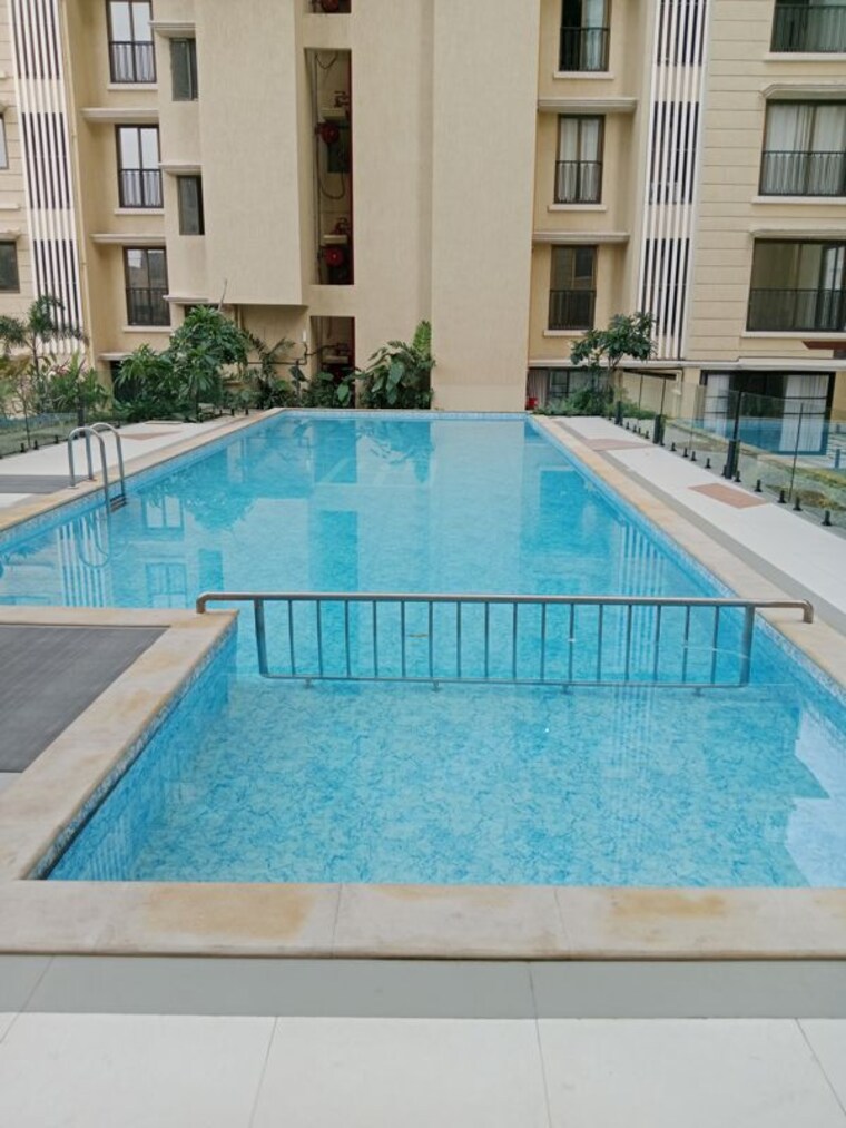 Swimming Pool, mirchandani-triton 3 Bedroom 1353 Sq.Ft. Apartment In Santacruz West Mumbai 9733786