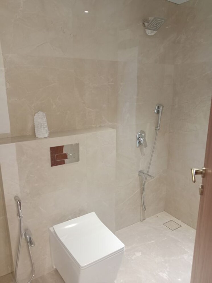 Bathroom, mirchandani-triton 3 Bedroom 1353 Sq.Ft. Apartment In Santacruz West Mumbai 9733786