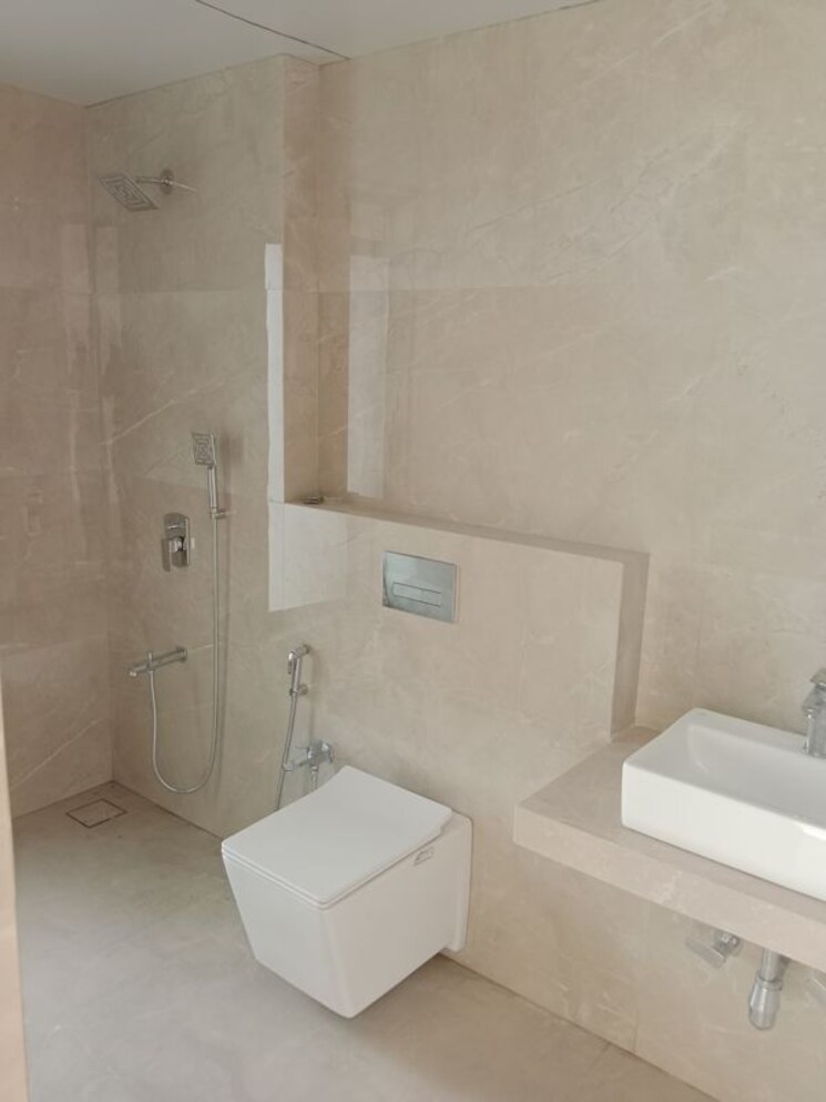 Bathroom, mirchandani-triton 3 Bedroom 1353 Sq.Ft. Apartment In Santacruz West Mumbai 9733786