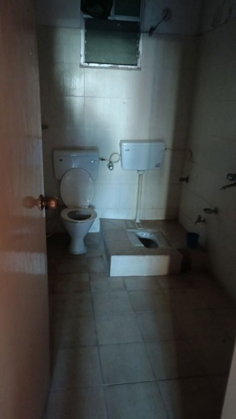 Bathroom, morabadi 3 Bedroom 1400 Sq.Ft. Apartment In Morabadi Ranchi 9733788