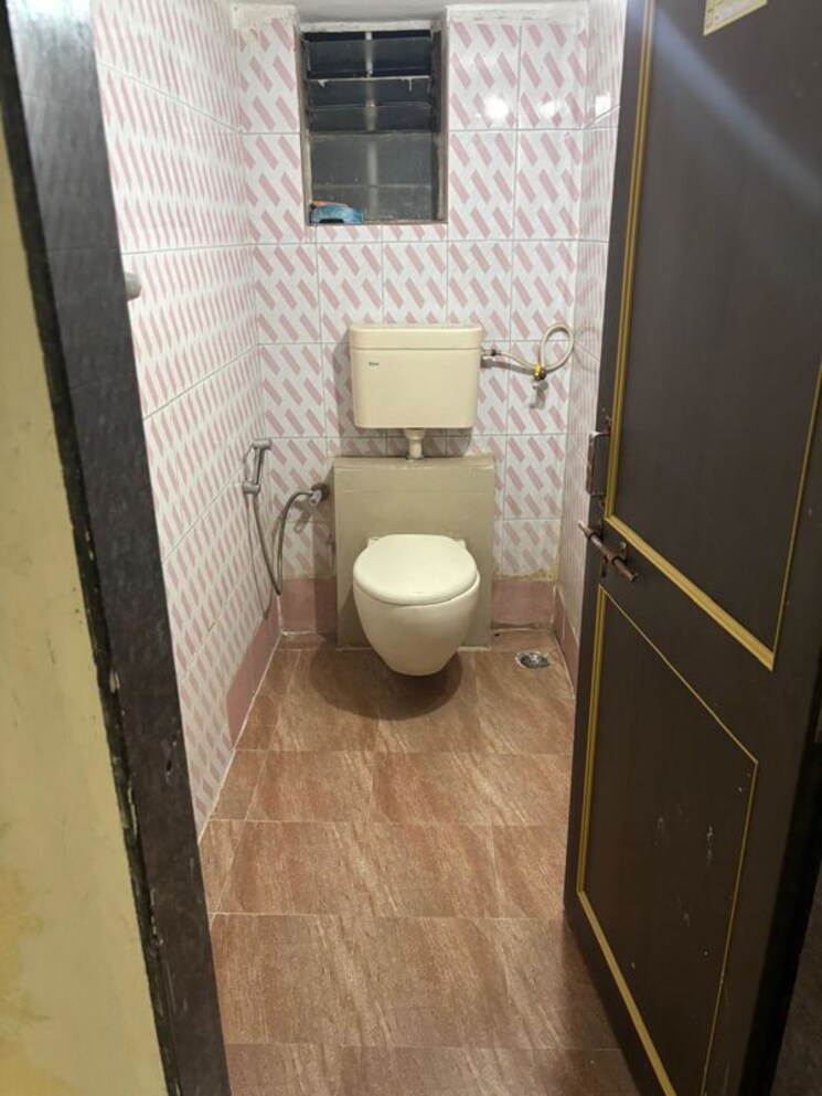 Bathroom, wadgaon sheri 1 Bedroom 586 Sq.Ft. Apartment In Wadgaon Sheri Pune 9733828