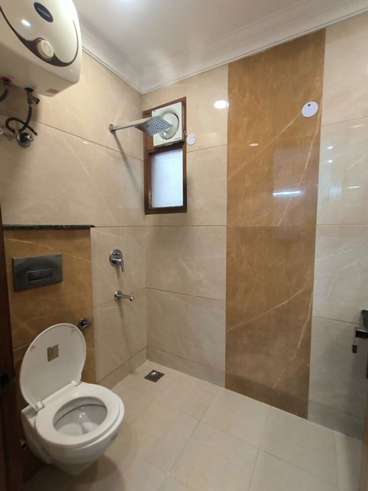 Bathroom, sector 23 4 Bedroom 2483 Sq.Ft. Builder Floor In Sector 23 Gurgaon 9733748