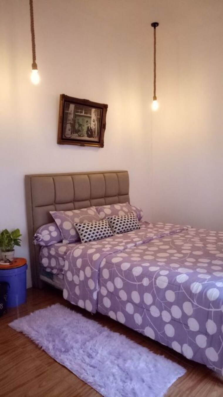 Room, vineet khand Pg For Girls In Vineet Khand 9733855