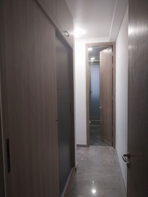 Building Lobby in 3 BHK Apartment at Prestige Jasdan Classic, Mahalaxmi – for Rent