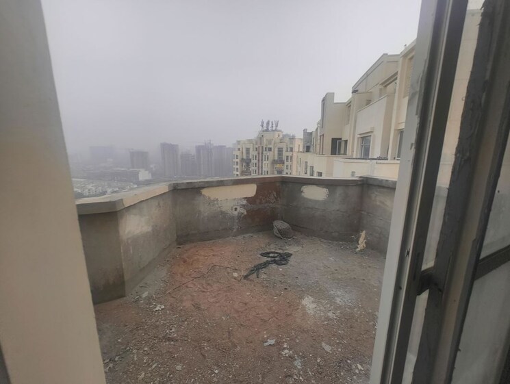 Balcony, jaypee-greens-knight-court 4 Bedroom 4200 Sq.Ft. Apartment In Sector 128 Noida 9733896