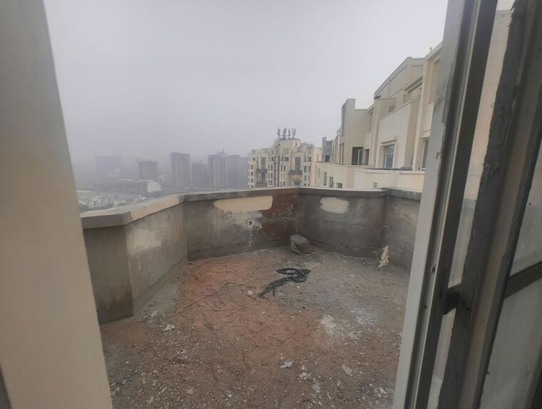 Balcony, jaypee-greens-knight-court 4 Bedroom 4200 Sq.Ft. Apartment In Sector 128 Noida 9733896