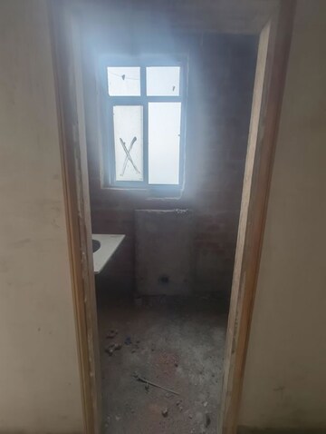 Bathroom in 4 BHK Apartment at Jaypee Greens Knight Court, Sector 128 – for Sale