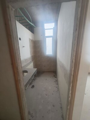 Building Lobby in 4 BHK Apartment at Jaypee Greens Knight Court, Sector 128 – for Sale