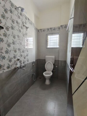 Bathroom in 1 BHK Apartment at Wadgaon Sheri – for Rent