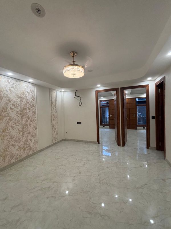 4 BHK Builder Floor For Sale in Windsor Grande Residences