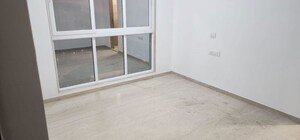 Room in 3 BHK Apartment at Platinum Life, Andheri West – for Rent