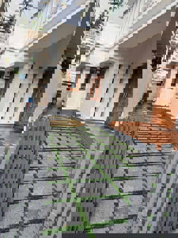 4 BHK + Servant Room,Study Room,Extra Room Independent House For Sale in Nadathara