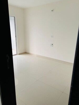 Room in 2 BHK Builder Floor at Mundhwa Industrial Area – for Sale