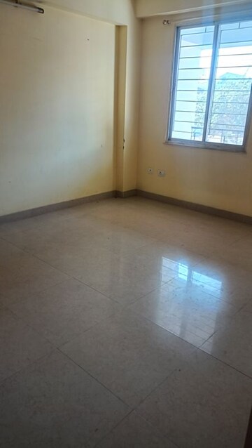 Room in 3 BHK Apartment at Morabadi – for Rent