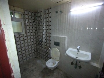 Bathroom in 3 BHK Apartment at RK Char Chinar, Teghoria – for Rent