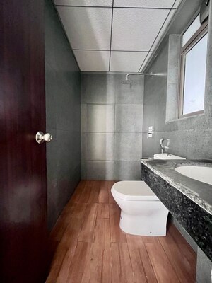 Kitchen in 2 BHK Apartment at Kalpataru Paramount A, Kapur Bawdi – for Rent