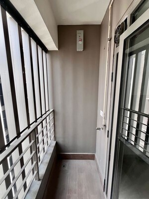 Balcony in 2 BHK Apartment at Kalpataru Paramount A, Kapur Bawdi – for Rent