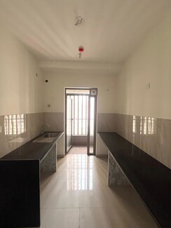 2 BHK + Pooja Room Apartment For Rent in Kalpataru Paramount A
