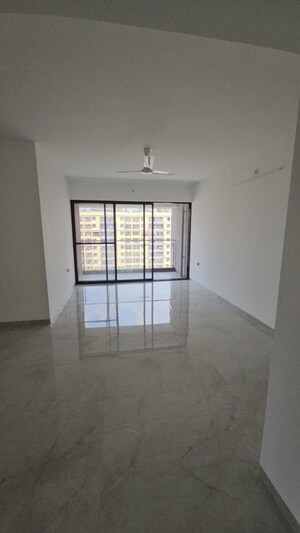 Room in 3 BHK Apartment at Unique Youtopia, Kharadi – for Sale