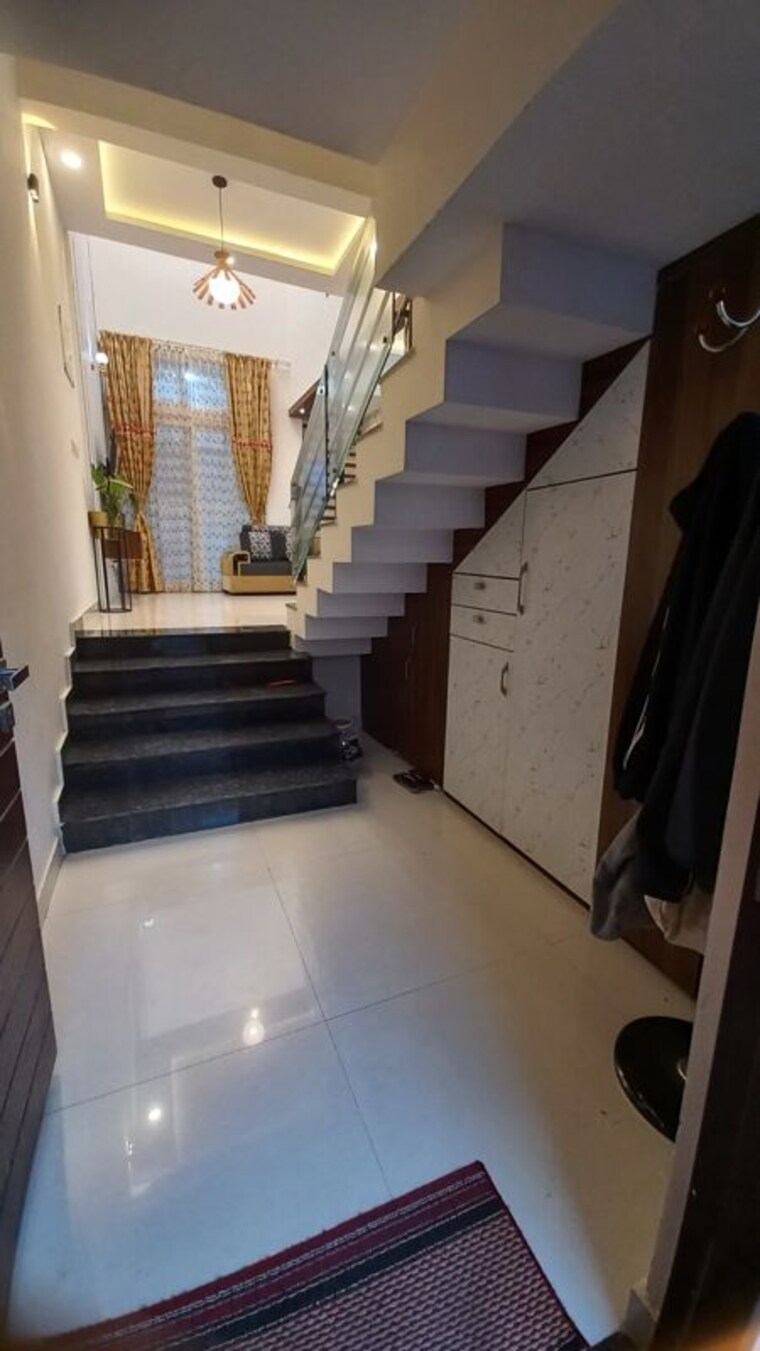Kitchen, shivalik colony 3 Bedroom 1851 Sq.Ft. Builder Floor In Shivalik Colony Delhi 9734315