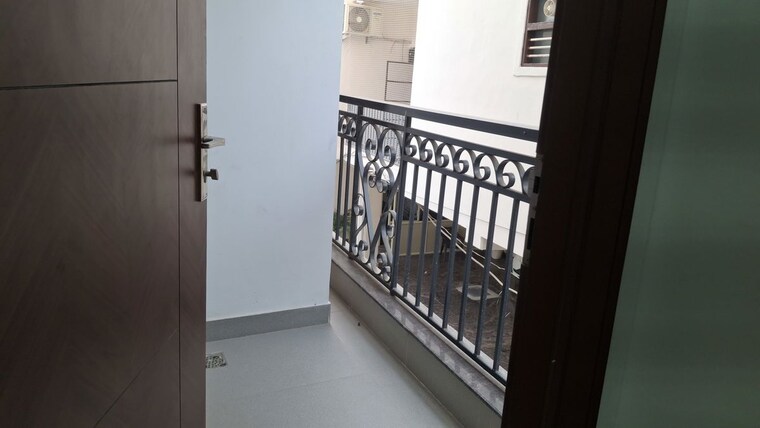 Balcony, sector 38 1 Bedroom 670 Sq.Ft. Builder Floor In Sector 38 Gurgaon 9734338