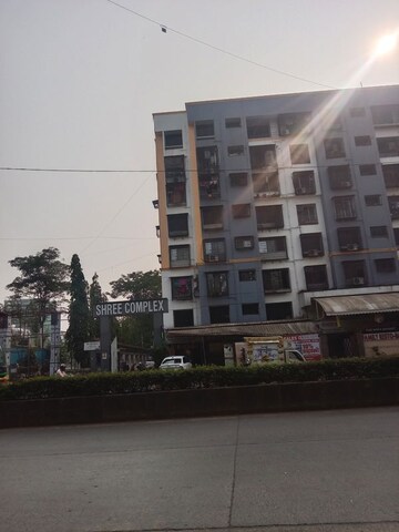 2 BHK Apartment For Rent in Shree Complex Borivali, Borivali West