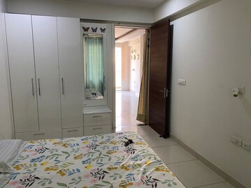 Bedroom in 2 BHK Apartment at Highland Park Chandigarh, Bhabat – for Rent