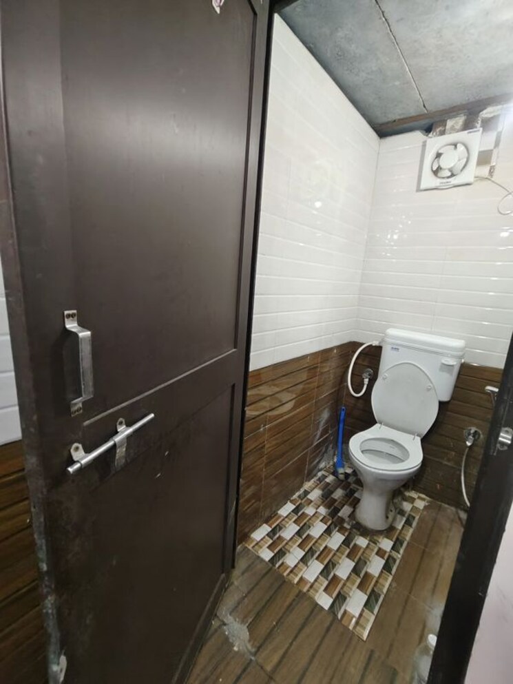 Bathroom, wadgaon sheri 1 Bedroom 596 Sq.Ft. Apartment In Wadgaon Sheri Pune 9734398