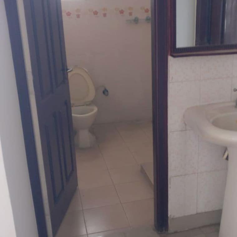 Bathroom, hsr layout 1 Bedroom 477 Sq.Ft. Builder Floor In Hsr Layout Bangalore 9734437