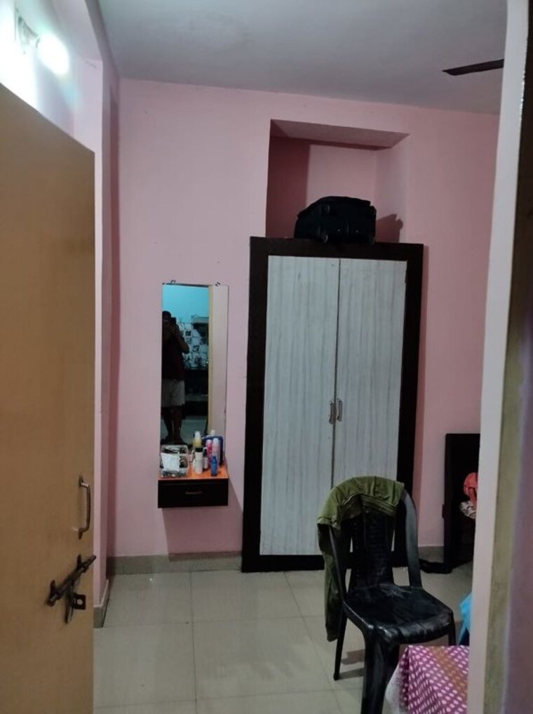 Room, bistupur 1 RK 440 Sq.Ft. Apartment In Bistupur Jamshedpur 9734395
