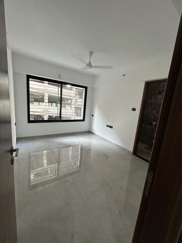 Kitchen in 2.5 BHK Apartment at Unique Youtopia, Kharadi – for Sale