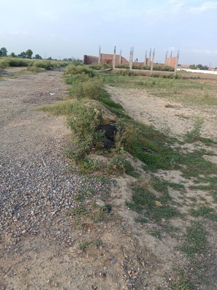 undefined, banthra sikander pur  2070 Sq.Ft. Plot In Banthra Sikander Pur Lucknow 9734617