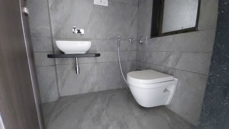 Attached Bathroom, sahakar-revanta 2 Bedroom 700 Sq.Ft. Apartment In Goregaon West Mumbai 9734649