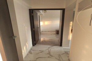 Room in 1 BHK Apartment at Blumen Apartments, Vikhroli West – for Rent