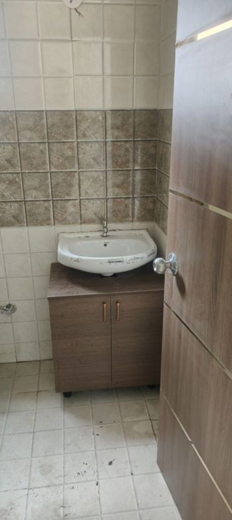 Bathroom, mrg-the-balcony 2 Bedroom 645 Sq.Ft. Apartment In Sector 93 Gurgaon 9734688