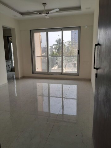 Room in 2 BHK Apartment at Amar Shree Krupa CHS, Borivali East – for Rent