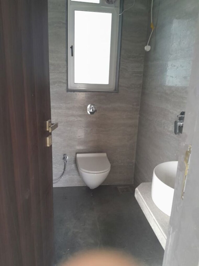 Bathroom, amar-shree-krupa-chs 2 Bedroom 631 Sq.Ft. Apartment In Borivali East Mumbai 9734759