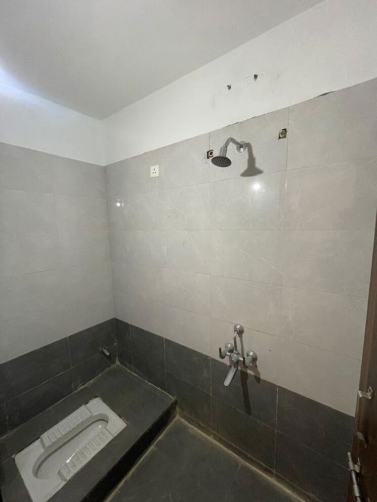 Bathroom, rama-celestial-city 2.5 Bedroom 900 Sq.Ft. Apartment In Ravet Pune 9734771