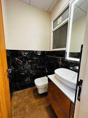 Master Bedroom in 3 BHK Apartment at Green Valley Residencia, Ghazipur – for Rent