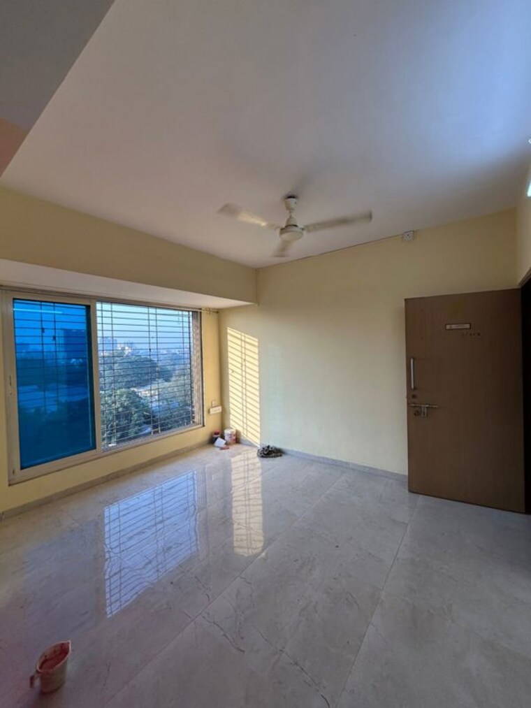 Room, hubtown-heaven 1 Bedroom 400 Sq.Ft. Apartment In Matunga Mumbai 9734794