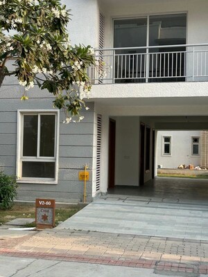 4 BHK Villa For Rent in Godrej Golf Links Crest, Sector 27 Yamuna Expressway