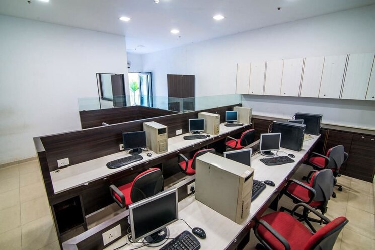 Team Area, andheri east Commercial Office Space 5000 Sq.Ft. In Andheri East Mumbai 9734803