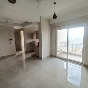 Room in 2.5 BHK Apartment at Truvae Fragrance, Mahiuddin Pur Kanawni – for Rent