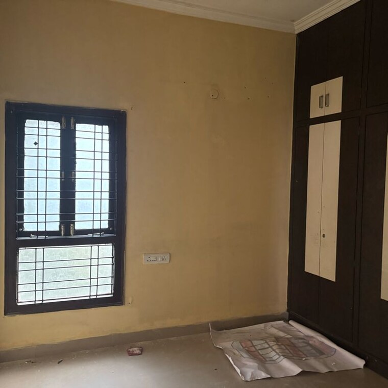 Room, madhapur Commercial Office Space 1600 Sq.Ft. In Madhapur Hyderabad 9734874