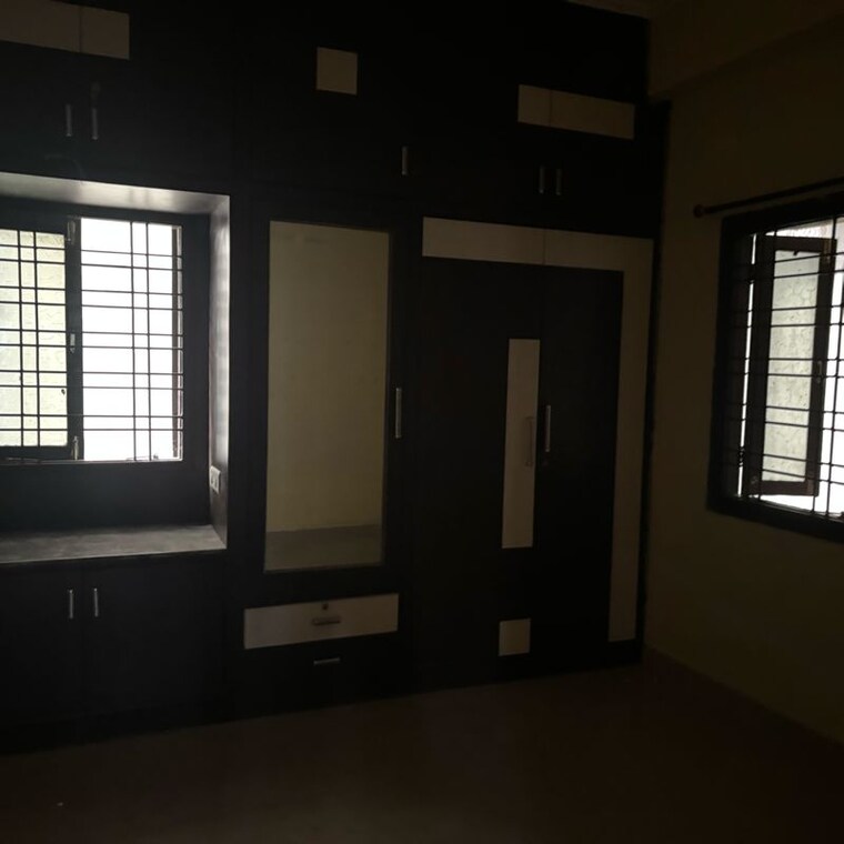 Room, madhapur Commercial Office Space 1600 Sq.Ft. In Madhapur Hyderabad 9734874