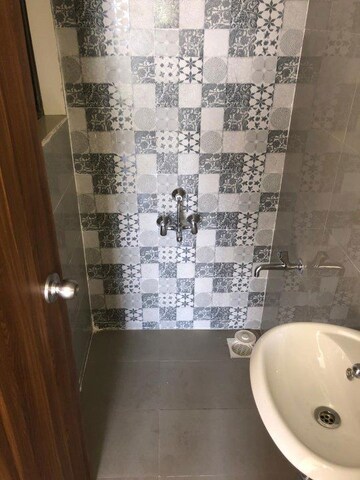 Bathroom in 1 BHK Apartment at Dosti Greater Thane, Kalher – for Sale