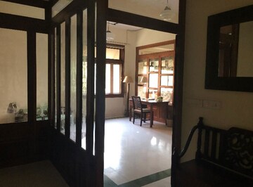 Living Room in 3 BHK Apartment at Colaba Court, Colaba – for Rent