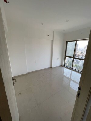 Room in 2 BHK Apartment at Matunga West – for Rent